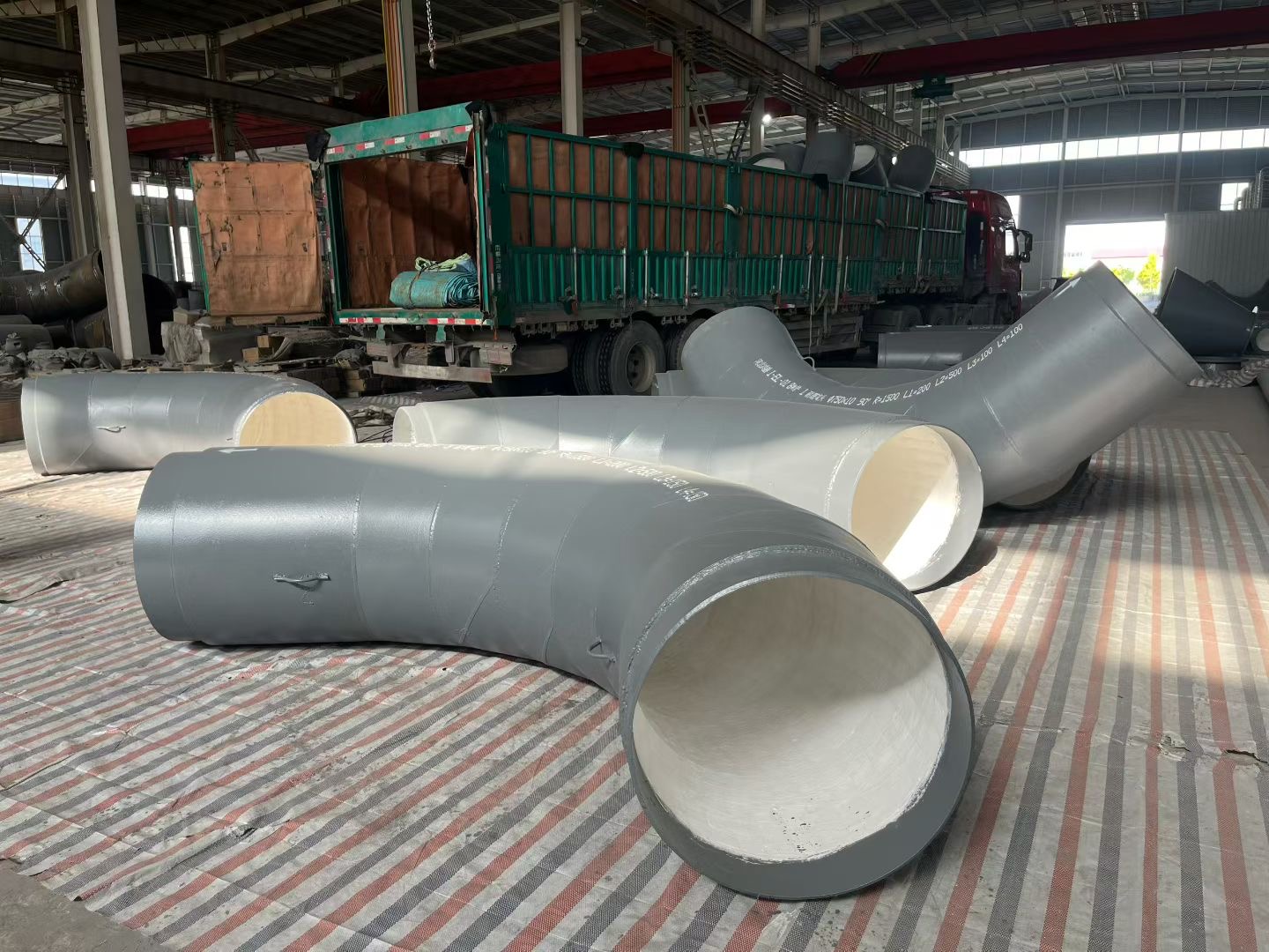 嘉峪关市双金属耐磨管双金属耐磨管 - 方案